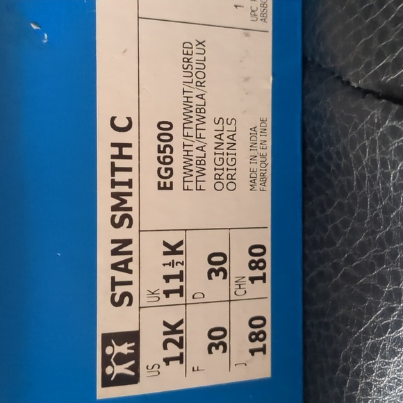 BNIB: Adidas Original Stan Smith C white leather sneakers-kids - Picture 7 of 7